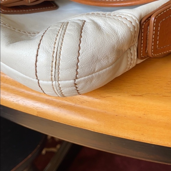 Coach leather shoulder **last week available** - Picture 11 of 14